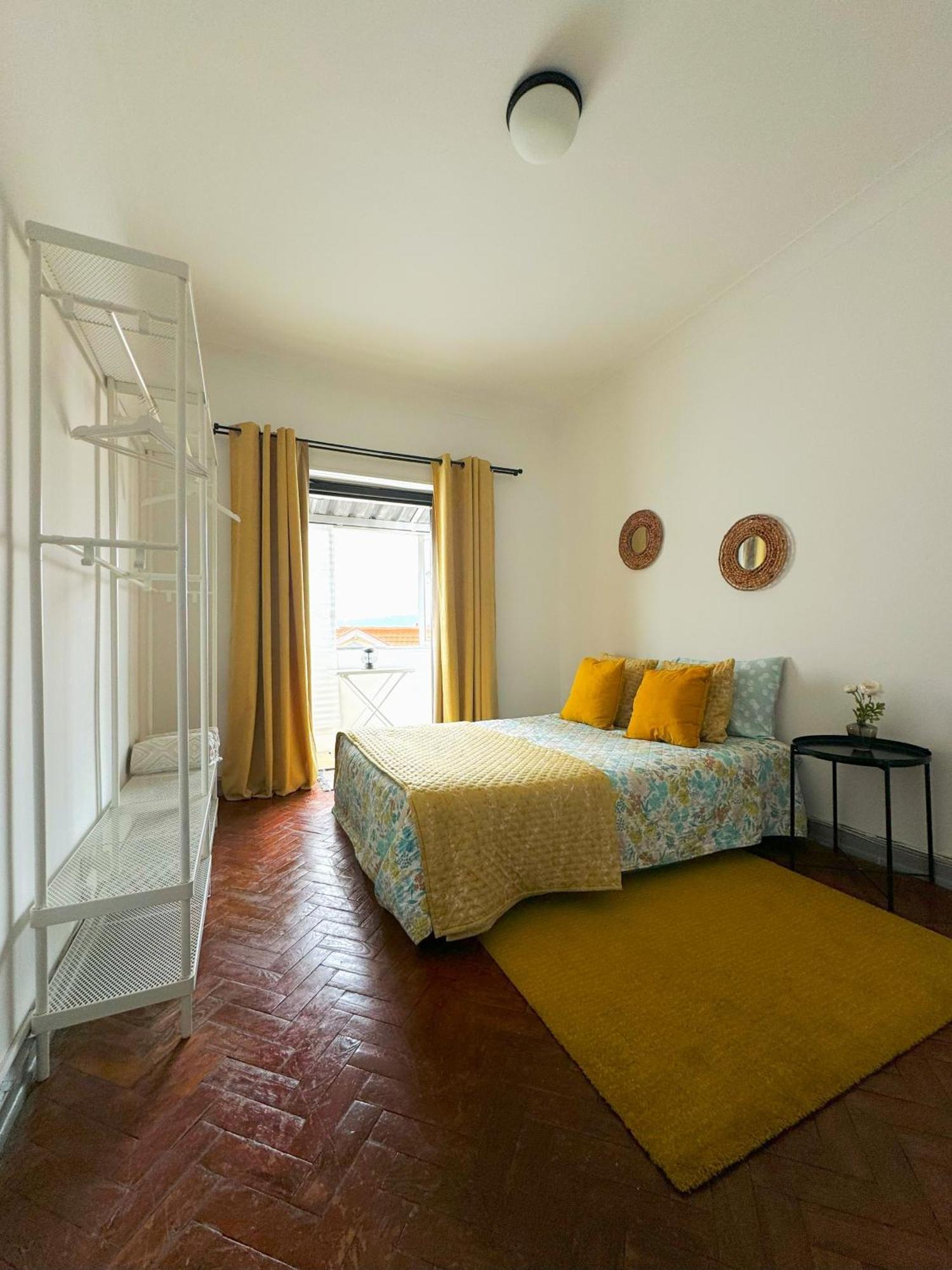 Appartamento Casas Da Eva - Campolide Lisbona Esterno foto