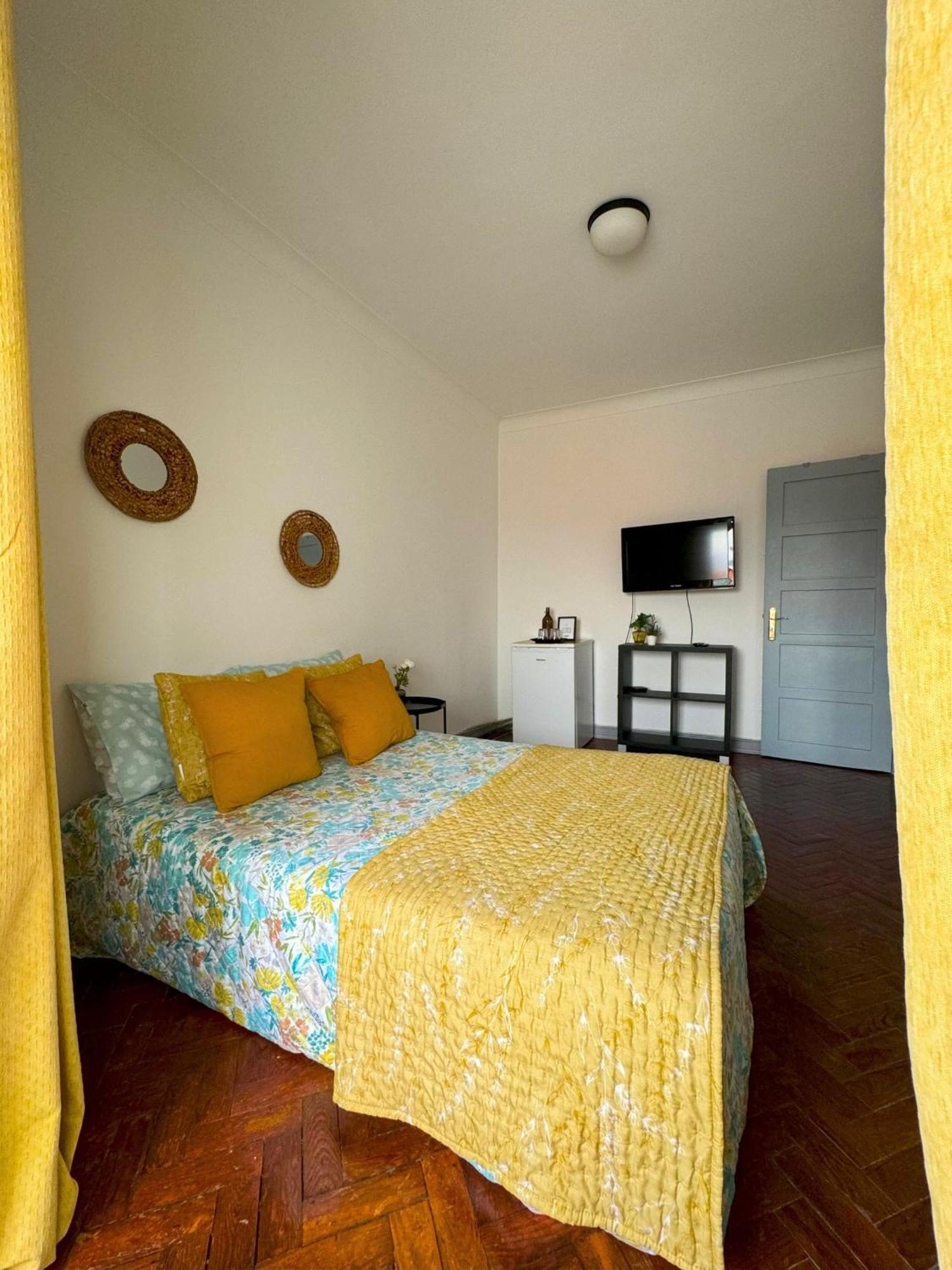 Appartamento Casas Da Eva - Campolide Lisbona Esterno foto