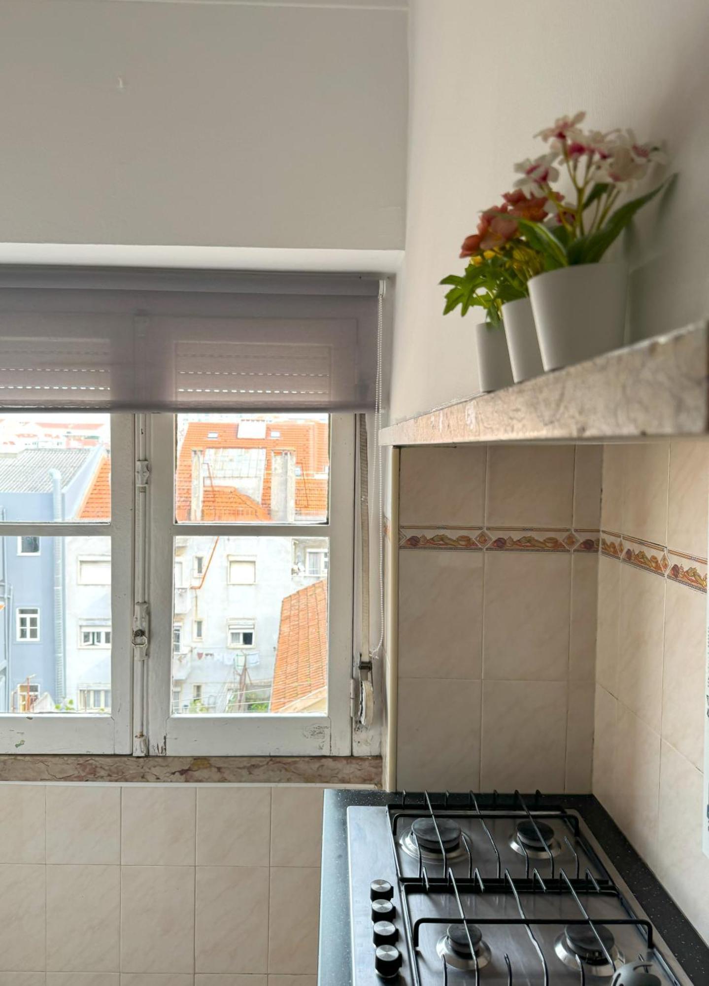 Appartamento Casas Da Eva - Campolide Lisbona Esterno foto
